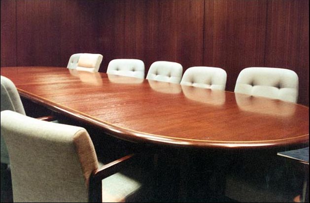 Eletromotive-Conference-Table
